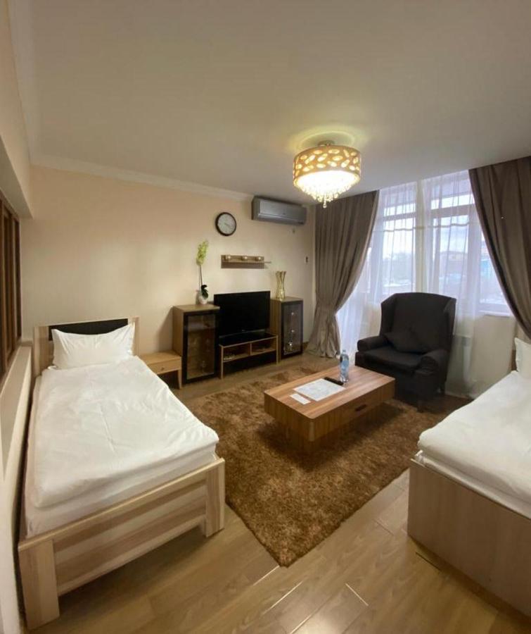 Atb Grand Hotel Atiraw Buitenkant foto