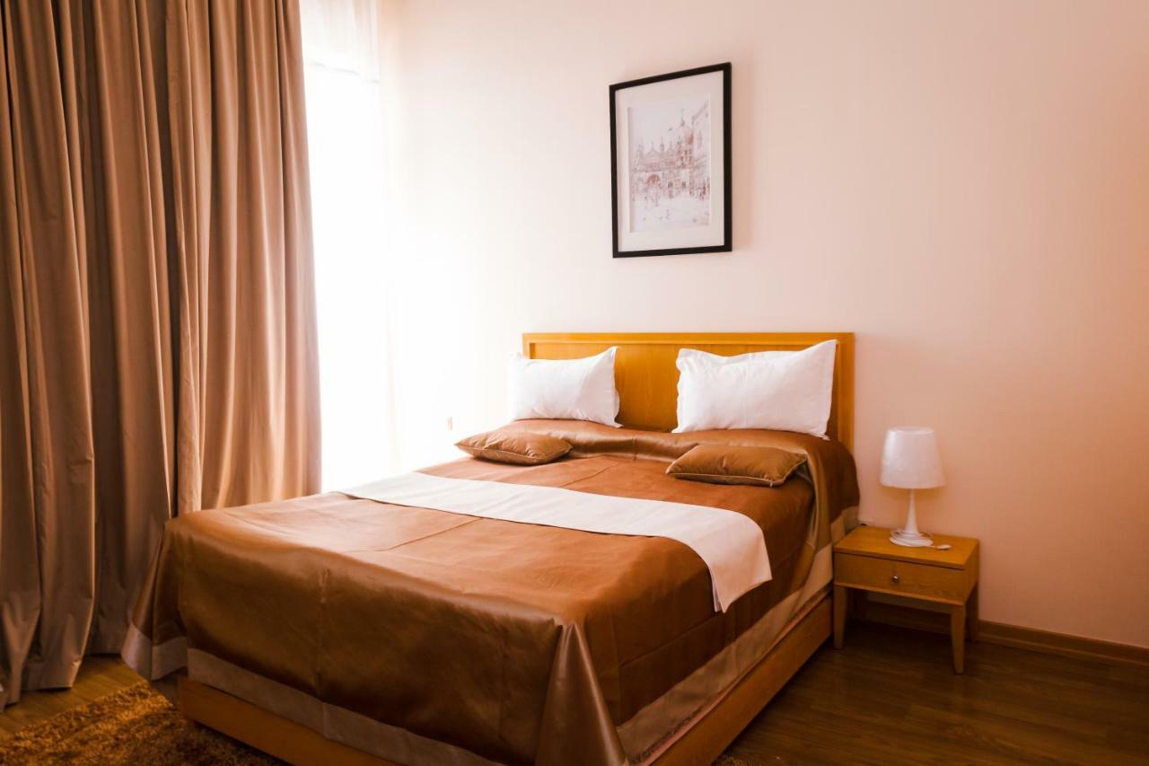 Atb Grand Hotel Atiraw Buitenkant foto