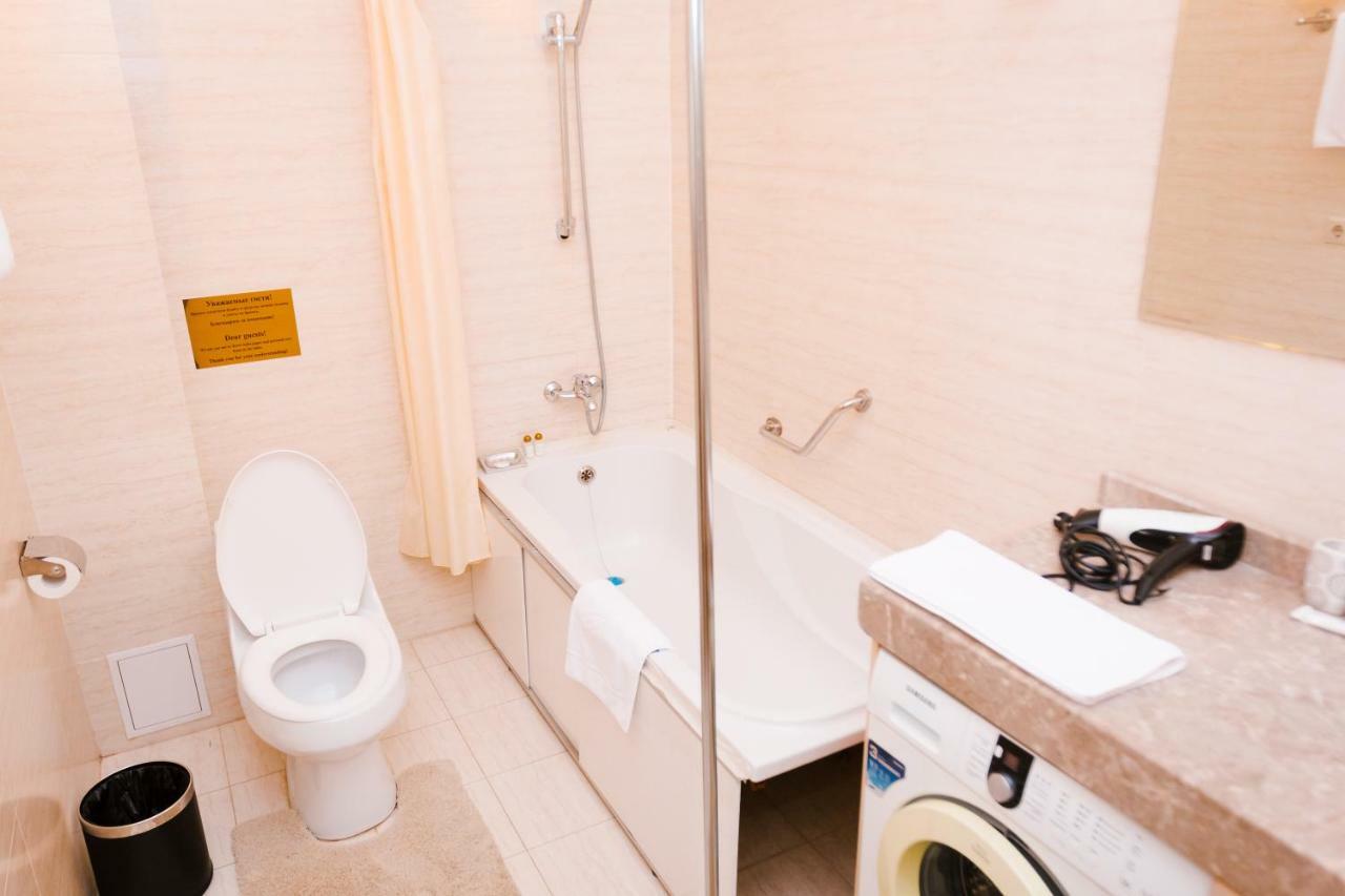 Atb Grand Hotel Atiraw Buitenkant foto